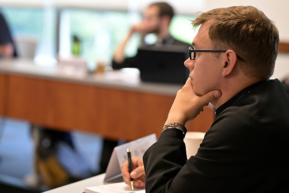 VSB_MenFormation_119